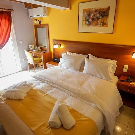 Mirabel Citycenter Hotel Argostoli  Bagian luar foto