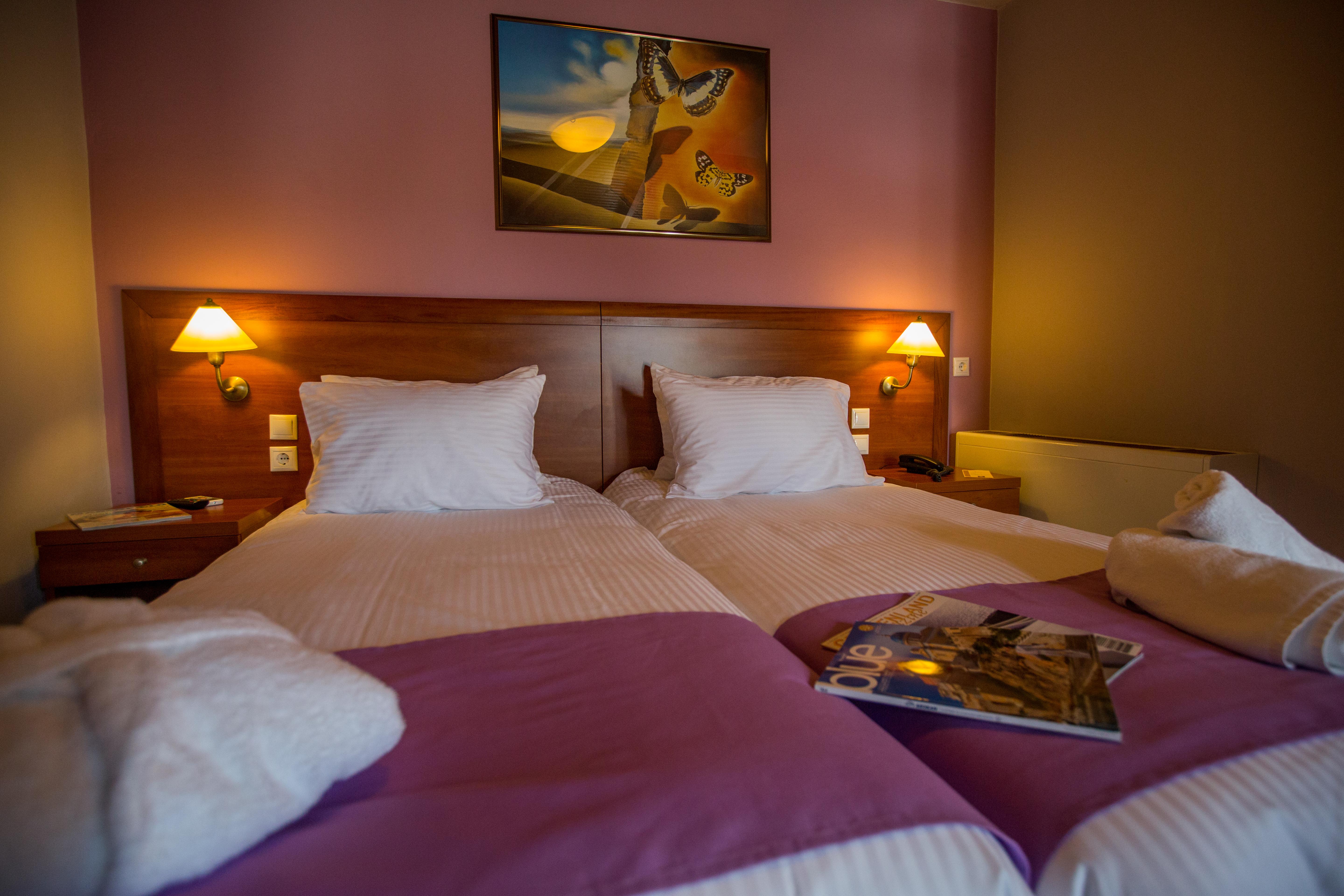 Mirabel Citycenter Hotel Argostoli  Bagian luar foto