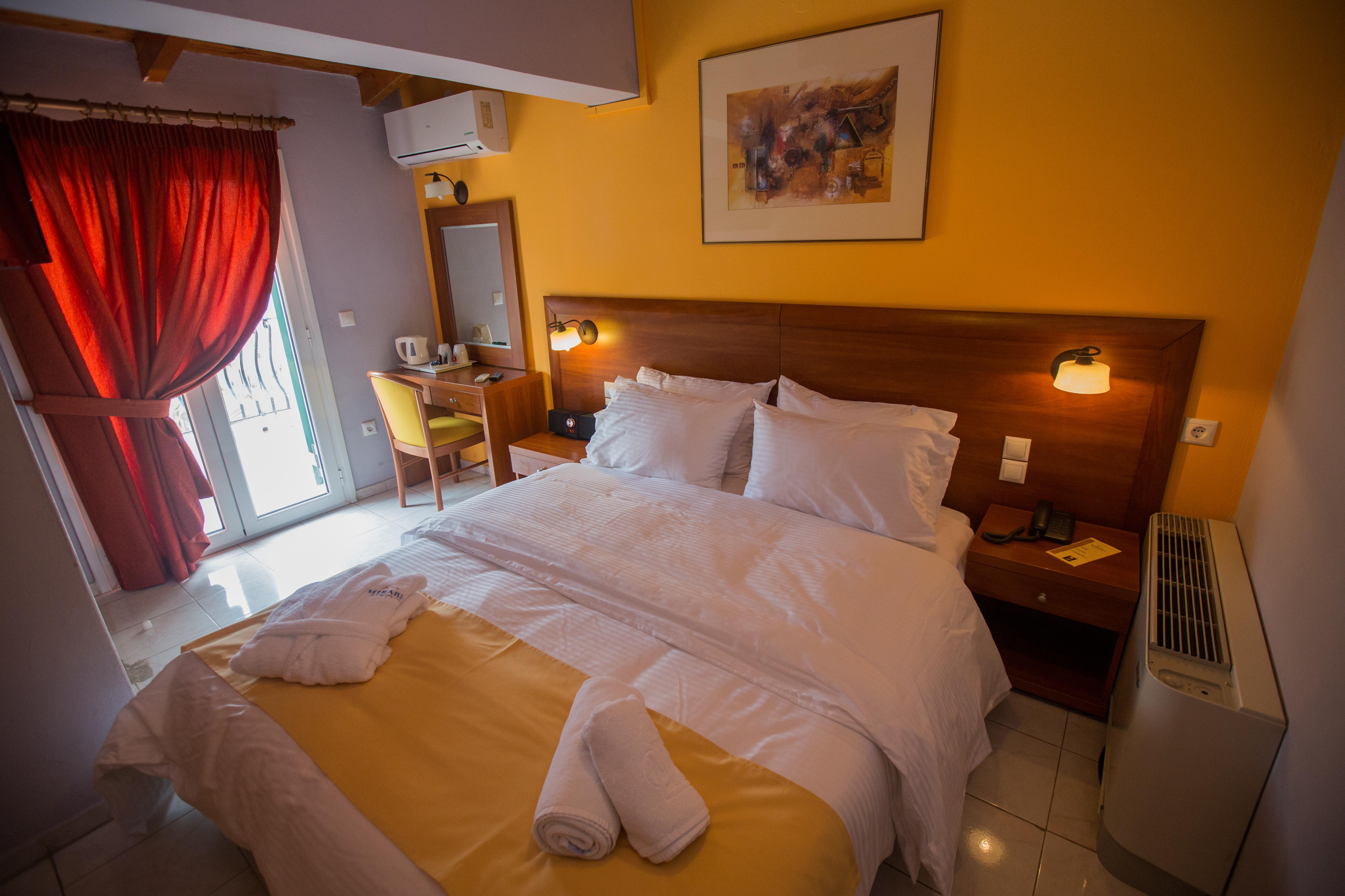 Mirabel Citycenter Hotel Argostoli  Bagian luar foto