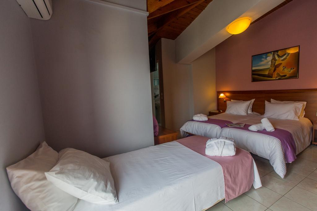 Mirabel Citycenter Hotel Argostoli  Bagian luar foto